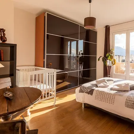 Des 4 Saisons, 80m², 6p, Lumineux Et Traversant Апартаменты Гренобль